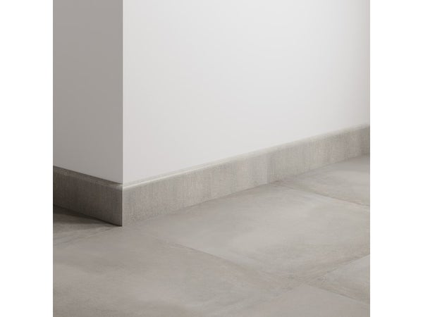 Lot de 3 plinthes Béton gris moyen n°17, l. 8 x L. 45 cm, Ep.8.2 mm