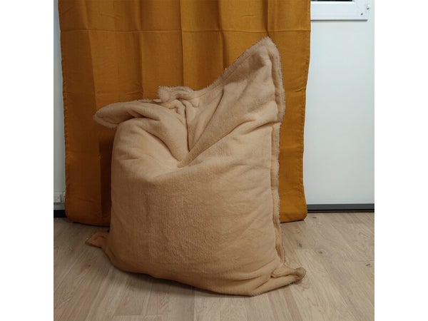 Maxi coussin fausse fourrure 110 x 130 cm peanuts