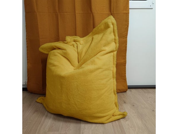 Maxi coussin fausse fourrure 110 x 130 cm moutarde