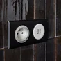 Prise 2 Pole + Terre Mecanisme Connexion Automatique Titane Celiane