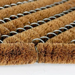 Tapis grattant en coco naturel et métal 40 x 60 cm