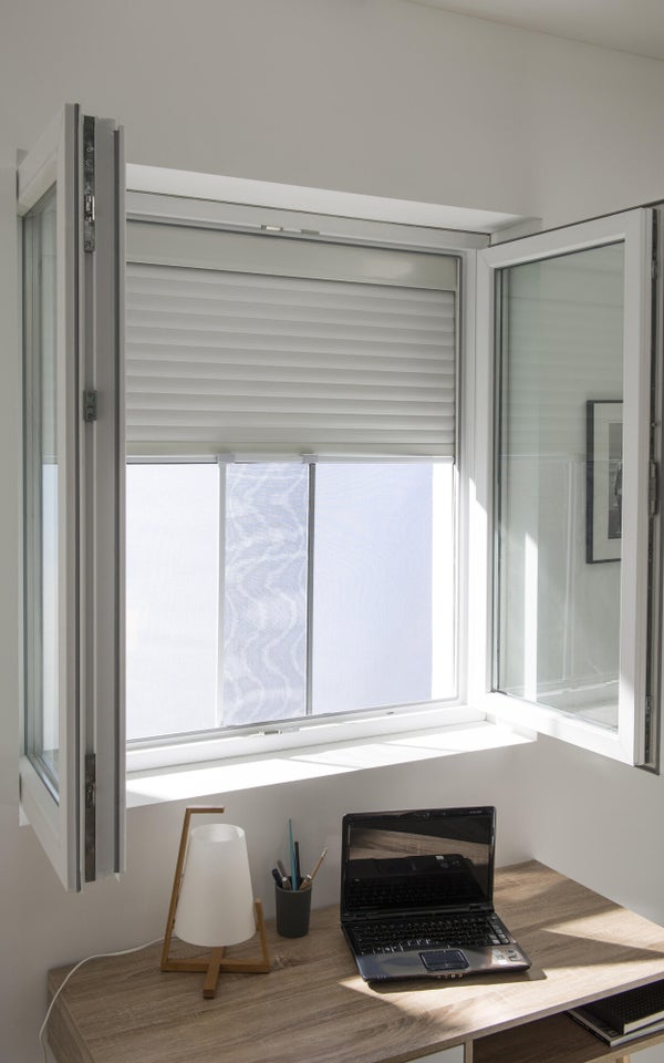Moustiquaire extensible ARTENS 50x70/132 cm - cadre alu blanc