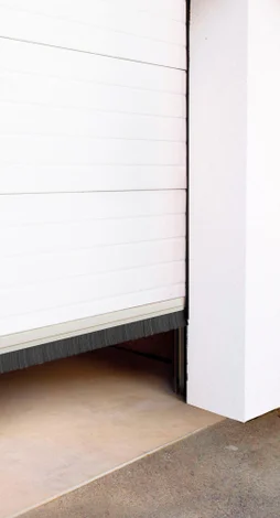 Bas de porte de garage à visser brosse AXTON, L.125 cm aluminium