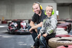Casque antibruit snr 27 db 3M Peltor pour enfant vert 87-98db