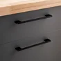 Poignée de meuble John, zamak noir mat, entraxe 160 mm