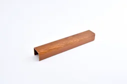 Languette pour poteau pvc CLEA plaxe marron