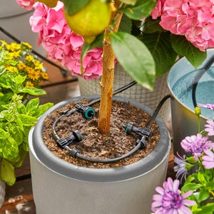 Kit d'arrosage avec goutteur intégré + programmateur solaire, GARDENA 13300-20