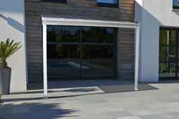 Pergola adossée DCB GARDEN Cielo-3x3-b aluminium blanc, 9.36 m²