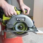 Scie circulaire sans fil RYOBI RCS18X-0, sans batterie