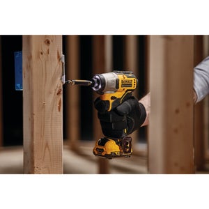 Perceuse + Visseuse à choc sans fil DEWALT + 2 batteries 3Ah + Coffret TSTAK