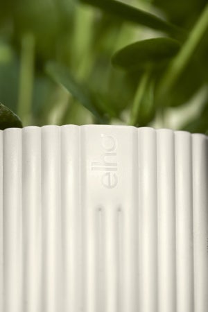 Cache-pot plastique ELHO Diam.14.125 L.14.125 x l.14.125 x H.12.936 cm blanc soi