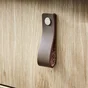Bouton de meuble rectangulaire Zack, cuir marron foncé peint, l.20 mm