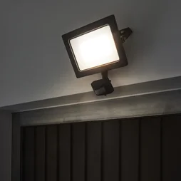 Pojecteur led YONKERS détection 50W 6750 lumens gris anthracite Inspire