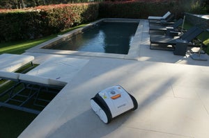 Robot de piscine RUBY pour fond/paroi/ligne sans fils, 4 x 8m