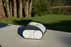 Robot de piscine RUBY pour fond/paroi/ligne sans fils, 4 x 8m