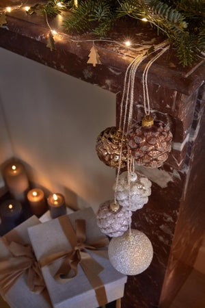 Boule Noel mousse d10cm perle paillettes -unite
