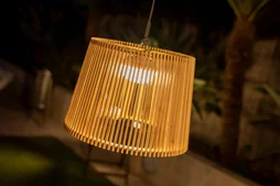 Suspension rechargeable USB Okinawa 900 Lumen bambou NEWGARDEN