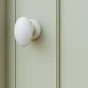 Poignee sur rosace gilda laiton et porcelaine blanc x2