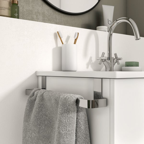 Porte serviette sur meuble SENSEA Essential chromé
