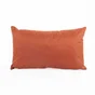 Coussin deperlant 30x50cm uni lava rouge