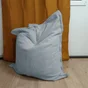 Maxi coussin en fausse fourrure 110 x 130 cm bleu glace