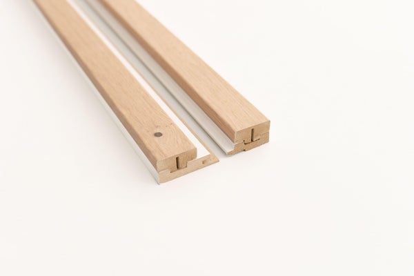 2 profils de finition MDF pour panneau tasseau fond blanc