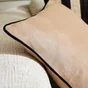Coussin INSPIRE Kalpe, 45 x 45 cm, trench 5 taupe
