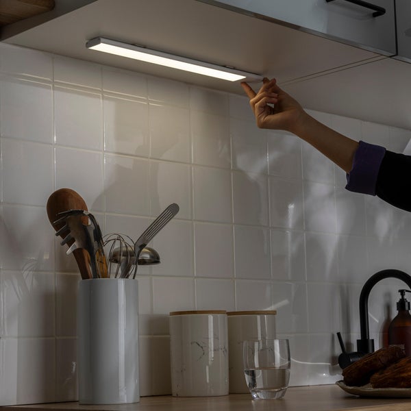 Réglette de cuisine Maxo Touch rechargeable usb 4000K 40 cm blanc INSPIRE