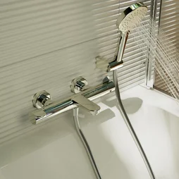 Trio (pommeau, flexible et support de douche) 3 jet(s) SENSEA Icone chromé