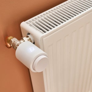 Kit de demarrage tetes thermostatiques connectees avec box Enki Connect, SEDEA