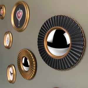 Miroir rond résine noir Fleur diam.26 cm