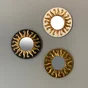 Miroir rond résine doré Soleil diam.17.5 cm