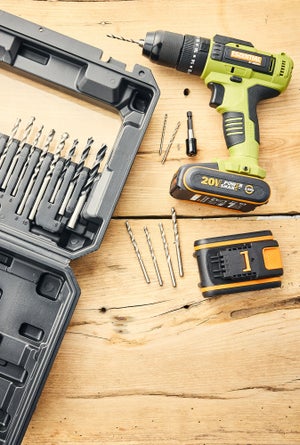 Perceuse à percussion sans fil ESSENTIAL 20 V 2 Ah, 2 batteries ES376.1