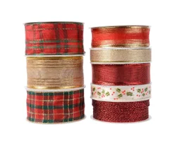 Couronne intérieur sapin artificiel givre baies rouges/pommes pin d40/h9cm