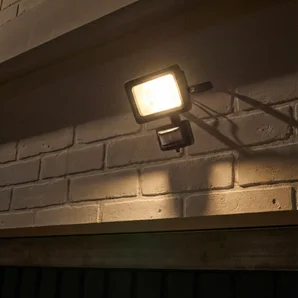 Projecteur extérieur yonkers led detection 50w 6750lm cct anthracite inspire
