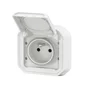 Prise avec terre étanche IP55 encastré PLEXO blanc