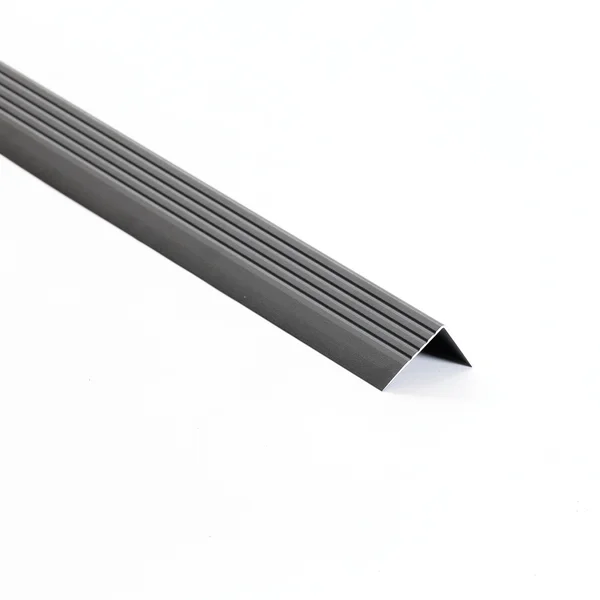 Plinthe alu anthracite 240x4x5,5 cm NATERIAL