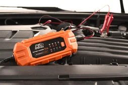 Chargeur batterie auto xlpt 2a